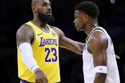 雷速体育网页版-NBA季后赛中的一场激烈对决