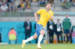 雷速体育-巴西国家队备战世界杯，新一代天才球员崭露头角