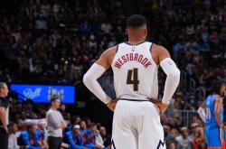 雷速体育官方-掘金后卫纷纷回归，球队备战整体提升