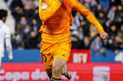 雷速体育app-拉科鲁尼亚主场大胜莱加内斯，保持西乙前三的简单介绍