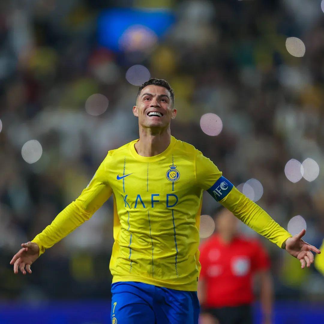 包含欧预赛国家队胜利势如破竹，晋级希望大增的词条