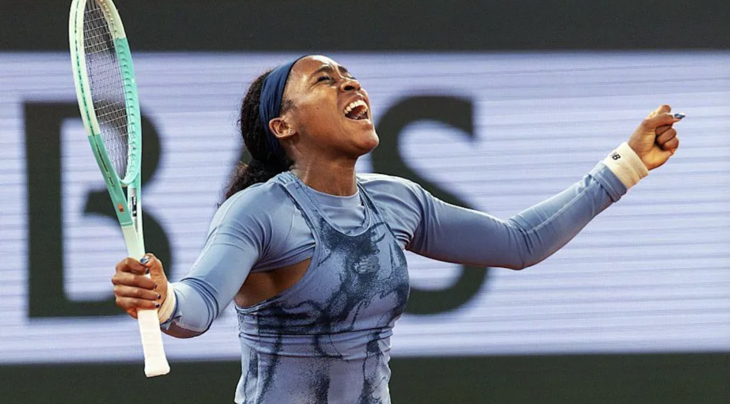 关于体操女子单项决赛中法国选手称王的信息 关于体操女子单项决赛中法国选手称王的信息