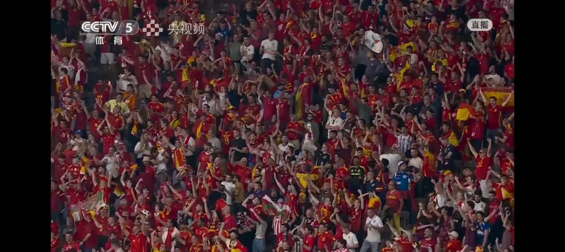 欧洲俱乐部比赛场面惊险刺激 欧洲俱乐部比赛场面惊险刺激