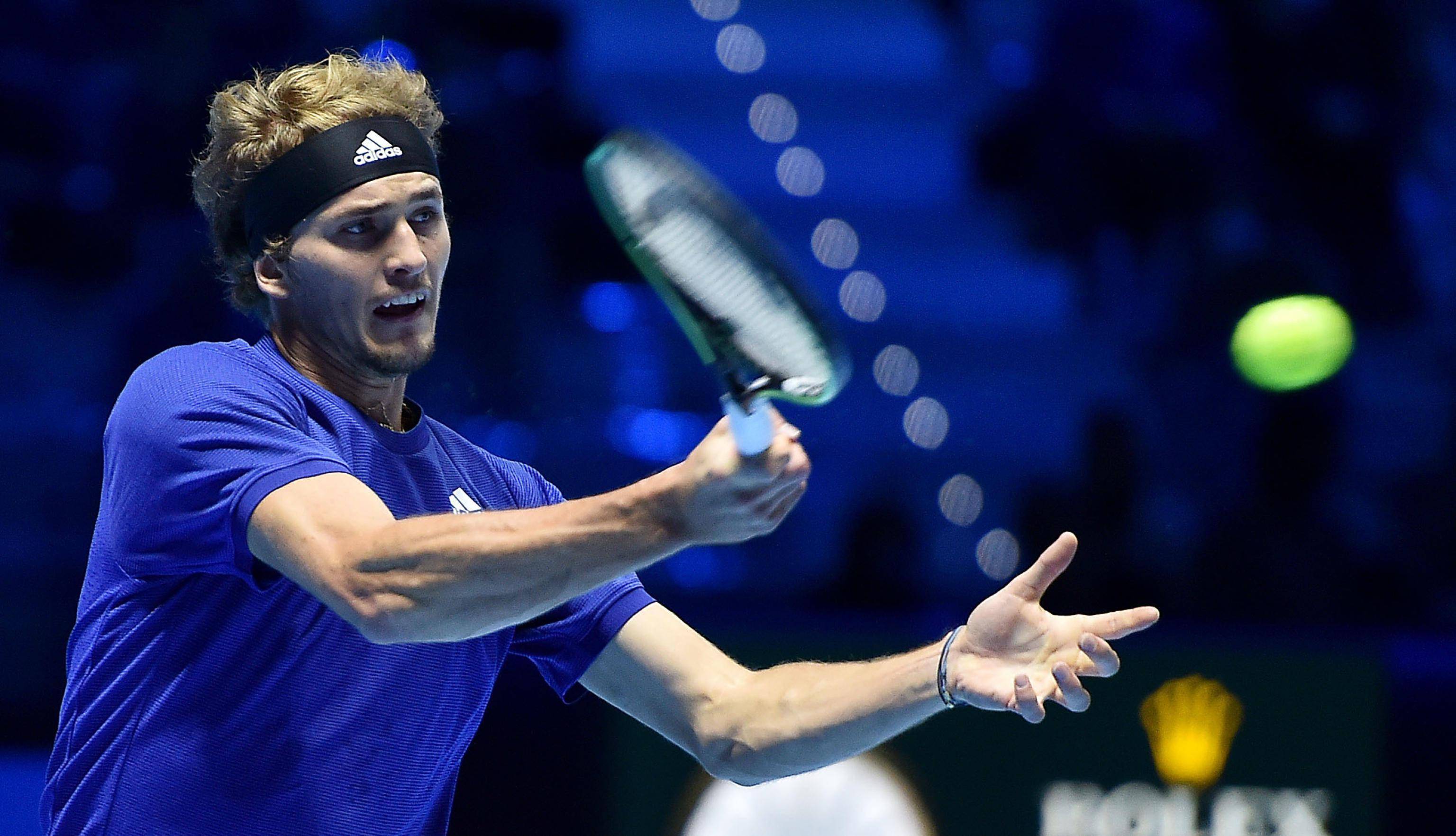 关于日本网球队险胜世界网球队,兹维列夫制霸全场的信息 关于日本网球队险胜世界网球队,兹维列夫制霸全场的信息