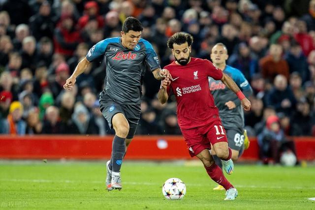 那不勒斯翻盘日本,蒂亚戈统治全场的简单介绍 那不勒斯翻盘日本,蒂亚戈统治全场的简单介绍